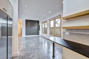 907 Kern St, Houston, TX 77009 - Photo 5