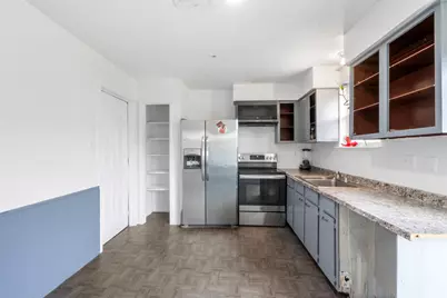 8611 Amblewood Drive, Houston, TX 77099 - Photo 15