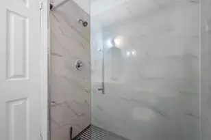 8611 Amblewood Dr, Houston, TX 77099 - Photo 25