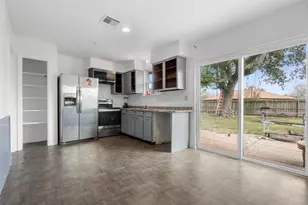 8611 Amblewood Dr, Houston, TX 77099 - Photo 13