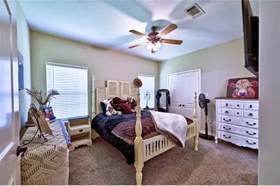 422 E Hunting Tower Run, Conroe, TX 77316 - Photo 19