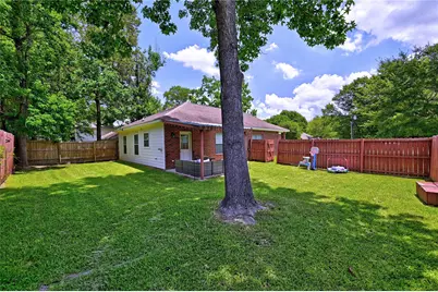 422 E Hunting Tower Run, Conroe, TX 77316 - Photo 43
