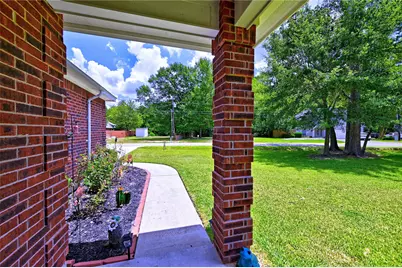 422 E Hunting Tower Run, Conroe, TX 77316 - Photo 37