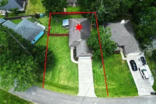 422 E Hunting Tower Run, Conroe, TX 77316 - Photo 47