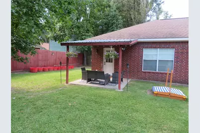 422 E Hunting Tower Run, Conroe, TX 77316 - Photo 19