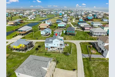 839 Eastview, Crystal Beach, TX 77650 - Photo 43