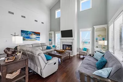 839 Eastview, Crystal Beach, TX 77650 - Photo 7