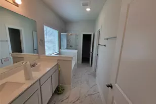 2347 Ridgewood Dr, West Columbia, TX 77486 - Photo 7