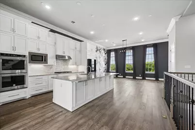 3606 Somerset York Lane, Houston, TX 77055 - Photo 9