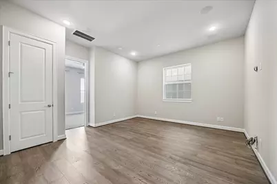 3606 Somerset York Lane, Houston, TX 77055 - Photo 19