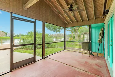 127 Bastrop Bayou Drive, Angleton, TX 77515 - Photo 13