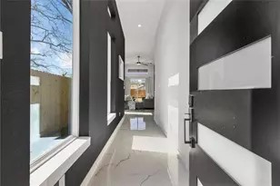 7330 St Lo Rd, Houston, TX 77033 - Photo 5