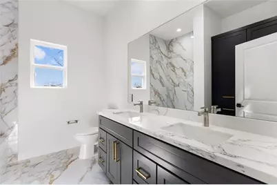 7330 St Lo Road #B, Houston, TX 77033 - Photo 11