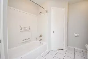 16806 Red Gully Dr, Sugar Land, TX 77498 - Photo 27