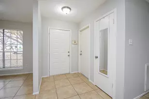 16806 Red Gully Dr, Sugar Land, TX 77498 - Photo 7