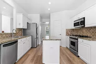 8826 Burleson Ct, Houston, TX 77064 - Photo 15