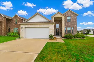 4806 Camden Bristol Dr, Baytown, TX 77521 - Photo 5