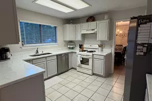 14218 Redbud Valley Trail, Houston, TX 77062 - Photo 7