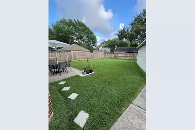14218 Redbud Valley Trail, Houston, TX 77062 - Photo 11