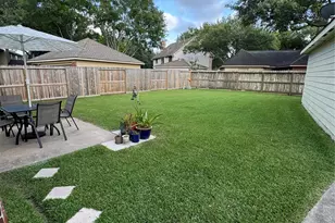 14218 Redbud Valley Trail, Houston, TX 77062 - Photo 11
