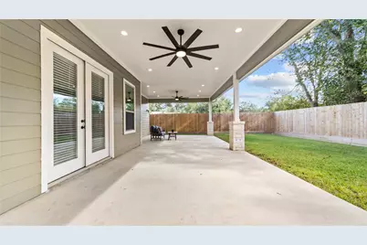 517 Moore Street, Tomball, TX 77375 - Photo 33