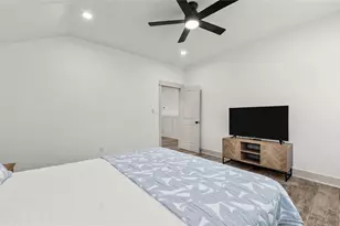 517 Moore St, Tomball, TX 77375 - Photo 29