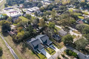 517 Moore St, Tomball, TX 77375 - Photo 41