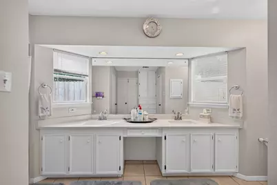 11418 Overbrook Lane, Houston, TX 77077 - Photo 29
