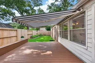 11418 Overbrook Ln, Houston, TX 77077 - Photo 5