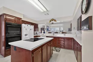 11418 Overbrook Ln, Houston, TX 77077 - Photo 3