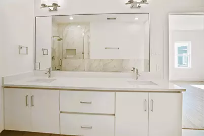 4704 Thornton Views Road, Houston, TX 77018 - Photo 25