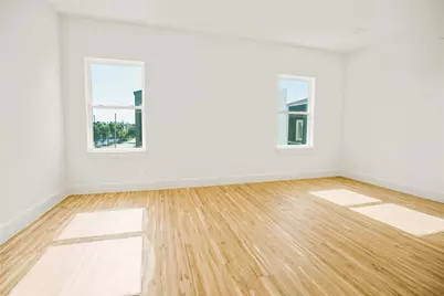4704 Thornton Views Road, Houston, TX 77018 - Photo 27