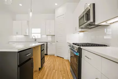 4704 Thornton Views Road, Houston, TX 77018 - Photo 13