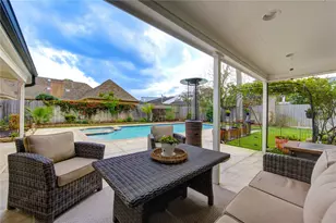1403 E Brooklake Dr, Houston, TX 77077 - Photo 3