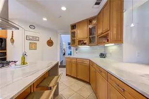 1403 E Brooklake Dr, Houston, TX 77077 - Photo 13