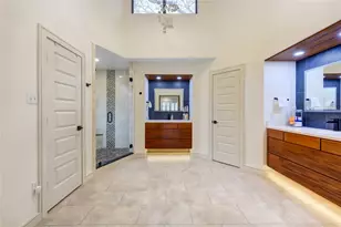 1403 E Brooklake Dr, Houston, TX 77077 - Photo 17