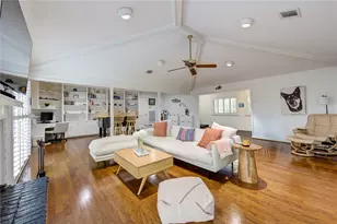 1403 E Brooklake Dr, Houston, TX 77077 - Photo 25