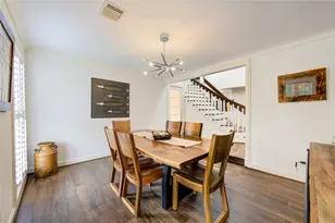 1403 E Brooklake Dr, Houston, TX 77077 - Photo 9