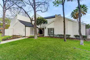 1403 E Brooklake Dr, Houston, TX 77077 - Photo 29