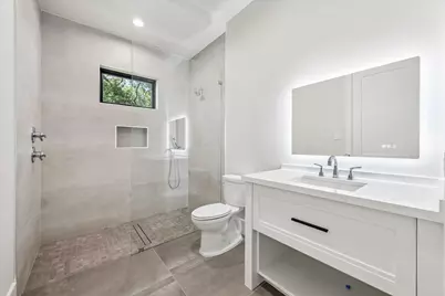1014 Gardenia Drive, Houston, TX 77018 - Photo 23