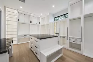 1014 Gardenia Dr, Houston, TX 77018 - Photo 17