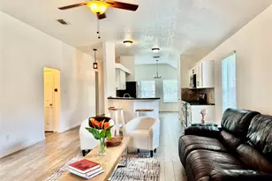 13605 Trail Meadow Ln, Rosharon, TX 77583 - Photo 7