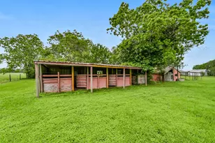 9606 Needville Fairchilds Rd, Needville, TX 77461 - Photo 33