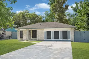 7026 Hedgewood St, Houston, TX 77016 - Photo 1