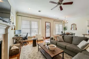 1301 W 25th St, Houston, TX 77008 - Photo 3