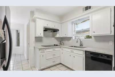 2715 Wildridge Drive, Kingwood, TX 77339 - Photo 9