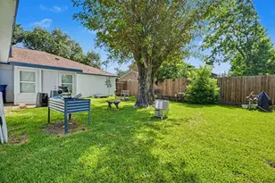 8319 Crestwood Dr, Texas City, TX 77591 - Photo 23