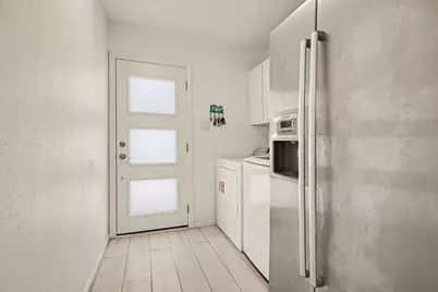8319 Crestwood Drive, Texas City, TX 77591 - Photo 15