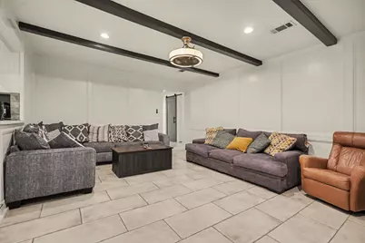8319 Crestwood Drive, Texas City, TX 77591 - Photo 9