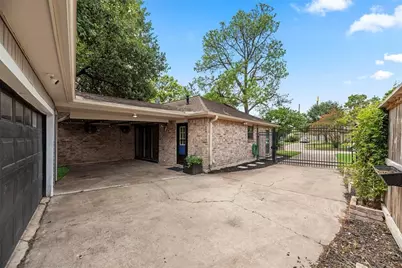 2219 Briarview Drive, Houston, TX 77077 - Photo 27